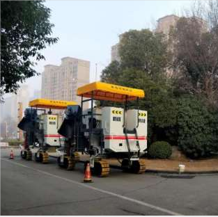 混凝土路缘石滑模成型机滑模摊铺技术的要求和价值体现